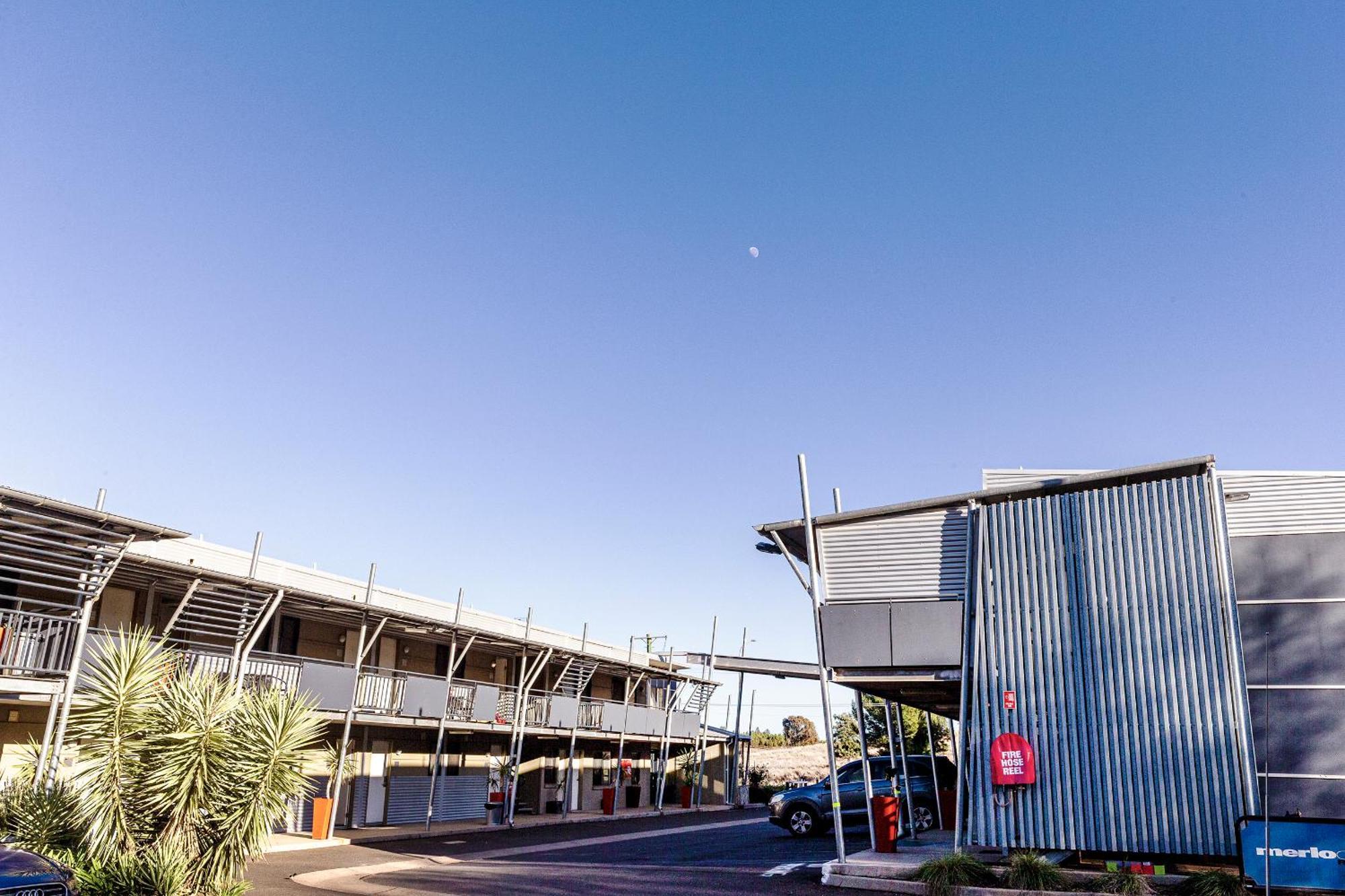 Station Motel Parkes Dış mekan fotoğraf